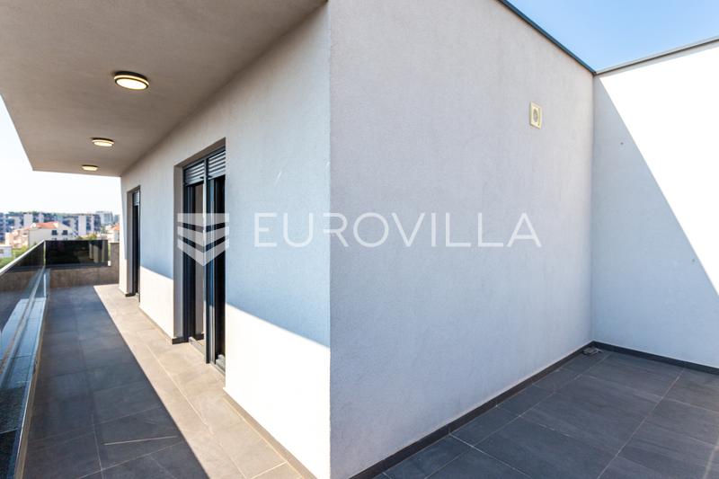 Split, Sirobuja - apartamento de dois quartos totalmente mobilado com vista para o mar - 13