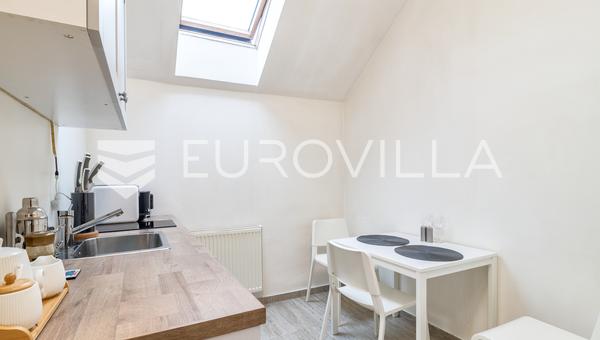 Trešnjevka, novouređen dvosoban stan 68 m²
