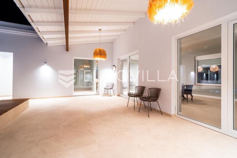 Zadar, Ninski stanovi, modern huis met zwembad op een rustige locatie - 70