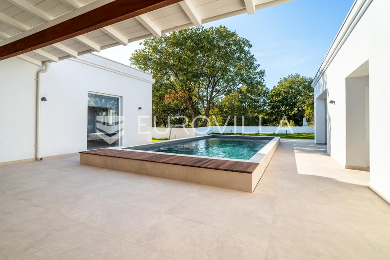 Zadar, Ninski stanovi, modern huis met zwembad op een rustige locatie - 9