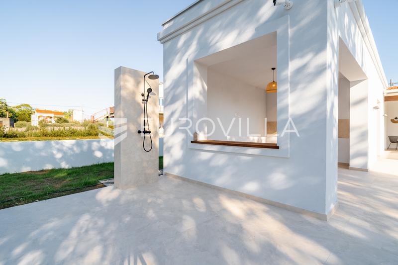 Zadar, Ninski stanovi, modern huis met zwembad op een rustige locatie - 10