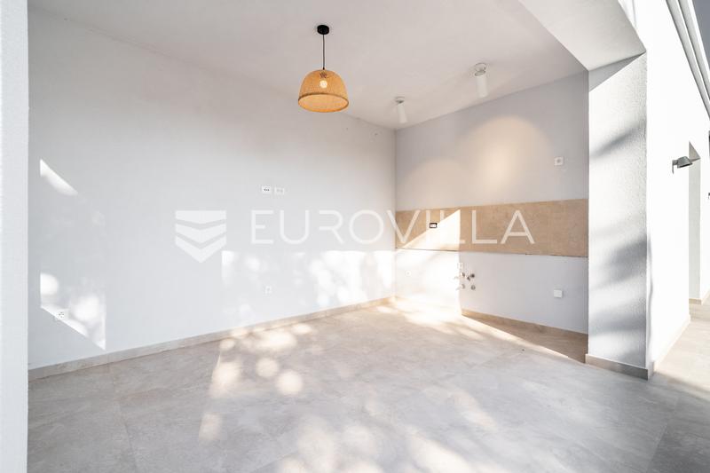 Zadar, Ninski stanovi, modern huis met zwembad op een rustige locatie - 57