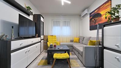 Osijek, Sentrum - Møblert og fullstendig renovert 37 m² leilighet til salgs