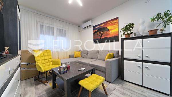 Osijek, City Centre - Furnished and Fully Renovated 37 m² Apartment for Sale