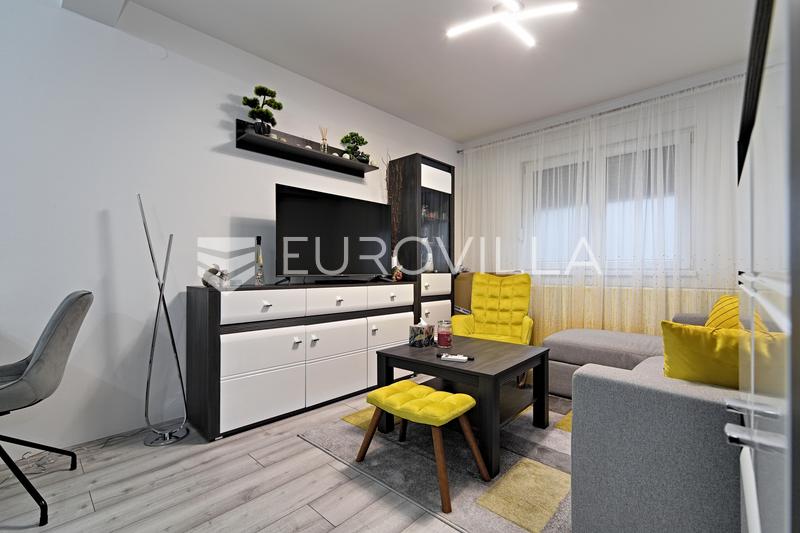 Osijek, Sentrum - Møblert og fullstendig renovert 37 m² leilighet til salgs - 16