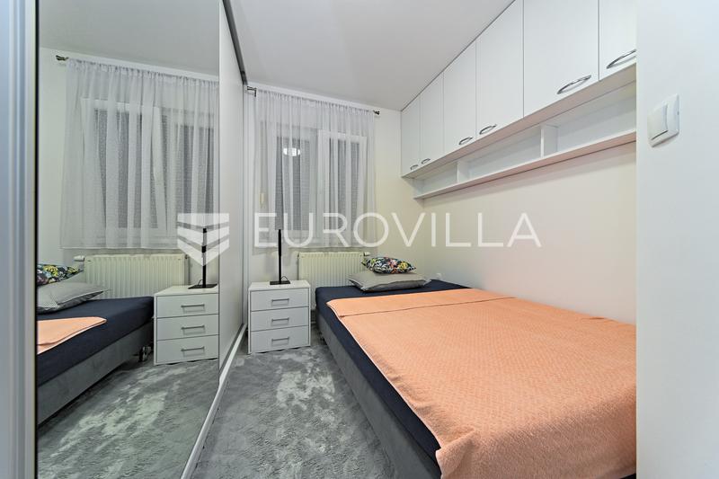 Osijek, Sentrum - Møblert og fullstendig renovert 37 m² leilighet til salgs - 4