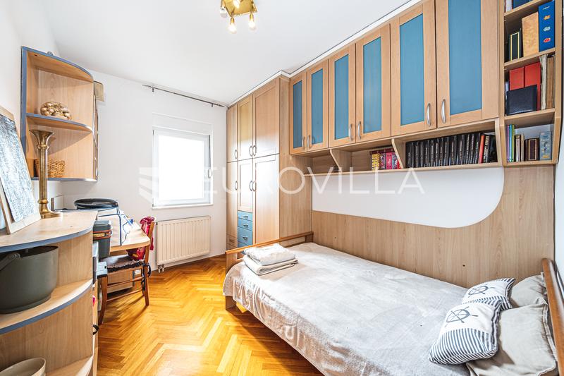 Záhřeb, Borovje, funkční čtyřpokojový byt 130 m² parkování - 9