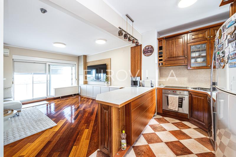 Záhřeb, Borovje, funkční čtyřpokojový byt 130 m² parkování - 4
