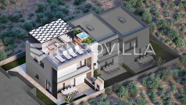 Vodice, moderna casa triple, 163.38 m²