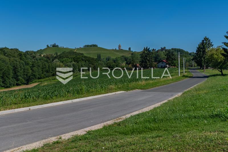 Strigova, Robadje - Maison avec une entreprise d'accueil établie - 8
