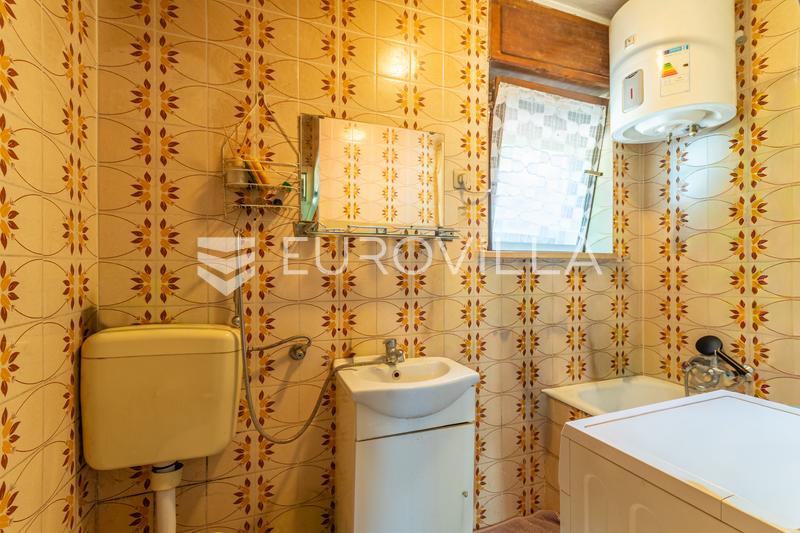 Strigova, Robadje - Maison avec une entreprise d'accueil établie - 7