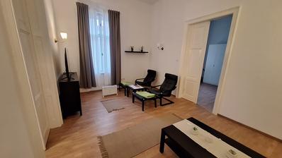 Karlovac, Centrum, 80 m² lägenhet, nyrenoverad, i ett utmärkt läge