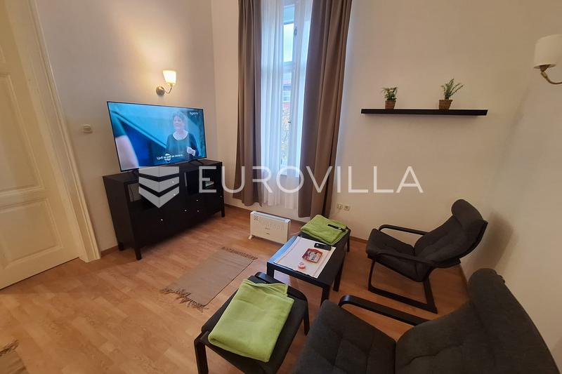 Karlovac, Centar, stan 80 m², novouređen na odličnoj lokaciji - 5