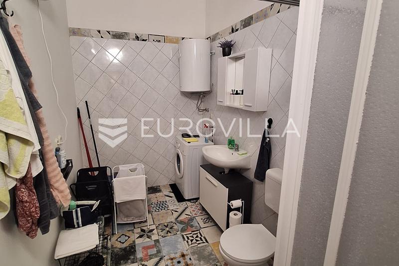 Karlovac, Centar, stan 80 m², novouređen na odličnoj lokaciji - 11