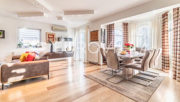 Dugo selo, prekrasna samostojeća kuća 243 m²