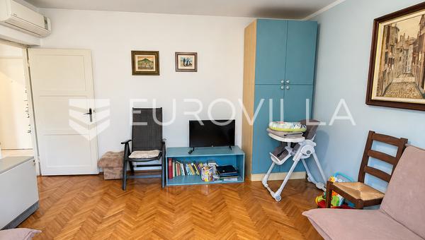 Pula, Veruda, dvoupokojový byt v 1. patře 50,33 m² s garáží - rarita na trhu