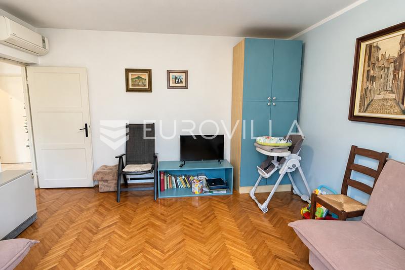Pula, Veruda, dvoupokojový byt v 1. patře 50,33 m² s garáží - rarita na trhu - 1