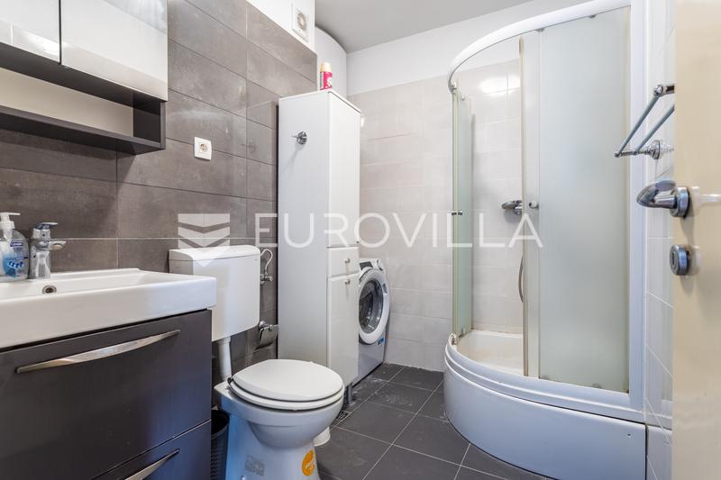 Exklusives Angebot, Split, Pujanke, Einzimmerwohnung mit offenem Stadtblick - 15