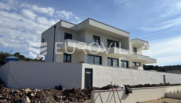 Primošten, prekrasna vila za odmor