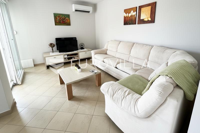 Istria, Novigrad, Atraktívny mezonetový apartmán s výhľadom na more a spoločným bazénom - 4
