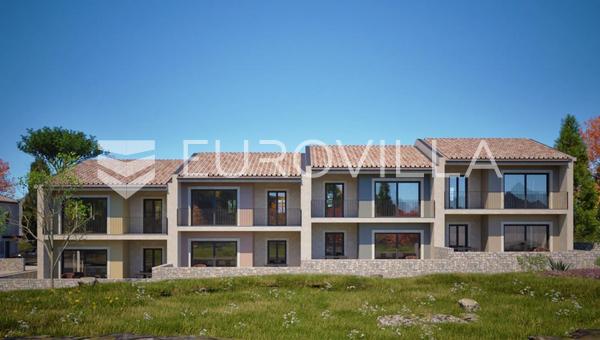 Istria, Rovinj, Putini, kahden makuuhuoneen huoneisto 65,72 m² katetulla terassilla 1. kerroksessa