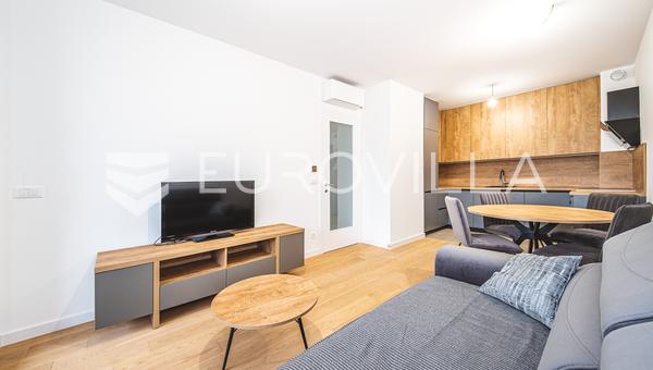 Zagreb, Maksimir, moderan dvosoban stan u novogradnji 48 m², GARAŽA
