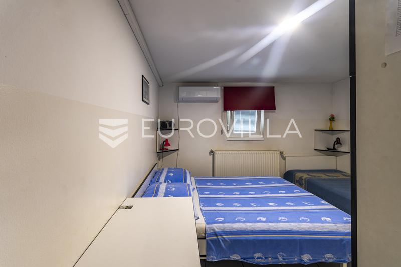 Varaždin, Centar sedmerosoban stan korisne površine 119,30 m² - 9