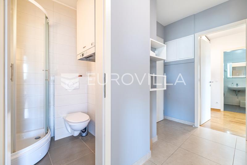 Laniste - Appartamento quadrilocale 80 m² con loggia e 2 posti auto esterni - 8