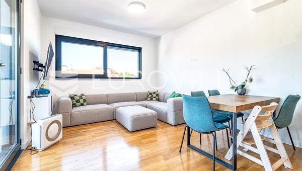 Zagreb, Sigečica, četverosoban penthouse 95 m²