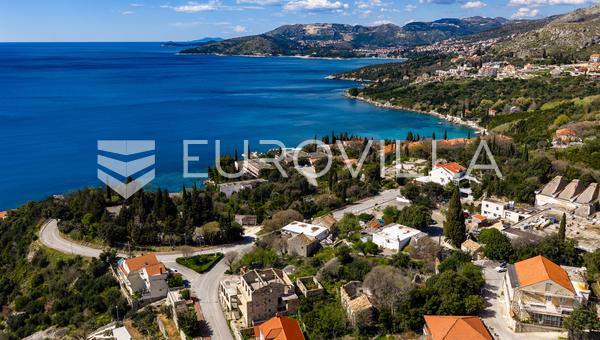 Dubrovnik, Plat, kamena kuća za rekonstrukciju