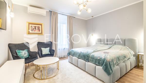 Zagreb, Cvjetni trg, luxurious one-room apartment 33 m²