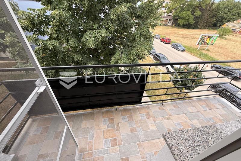 Vinkovci, funkcionalan i odmah useljiv stan 64 m² - 8