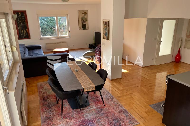 Zágráb, Prekrizje, újonnan épült családi ház 320 m² kerttel - 2