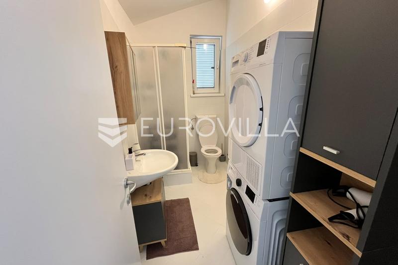 Istrië, Pomer, Volme, Elegant appartement met terras, zeezicht en zwembad - 8