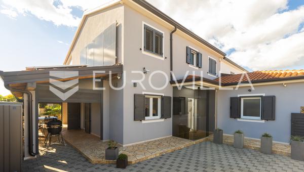 Vodnjan, Galizana, maison familiale de haute qualité dans un endroit calme et recherché.