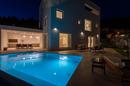 Podstrana, luksuzna vila s privatnom wellness i fitness zonom te pogledom na more - 36