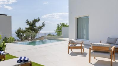 Podstrana, özel sağlıklı yaşam ve fitness alanı ve deniz manzaralı lüks villa