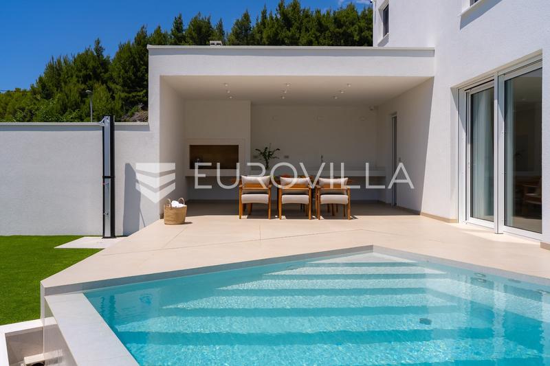Podstrana, luksuzna vila s privatnom wellness i fitness zonom te pogledom na more - 33