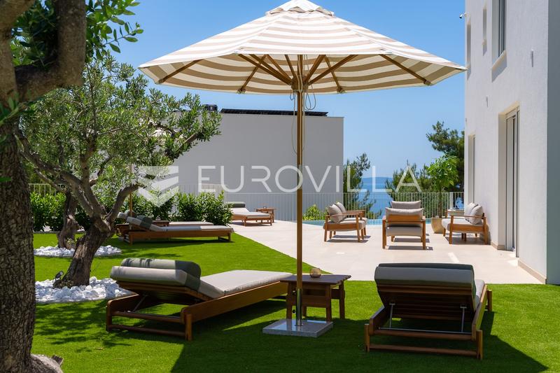 Podstrana, luksuzna vila s privatnom wellness i fitness zonom te pogledom na more - 30