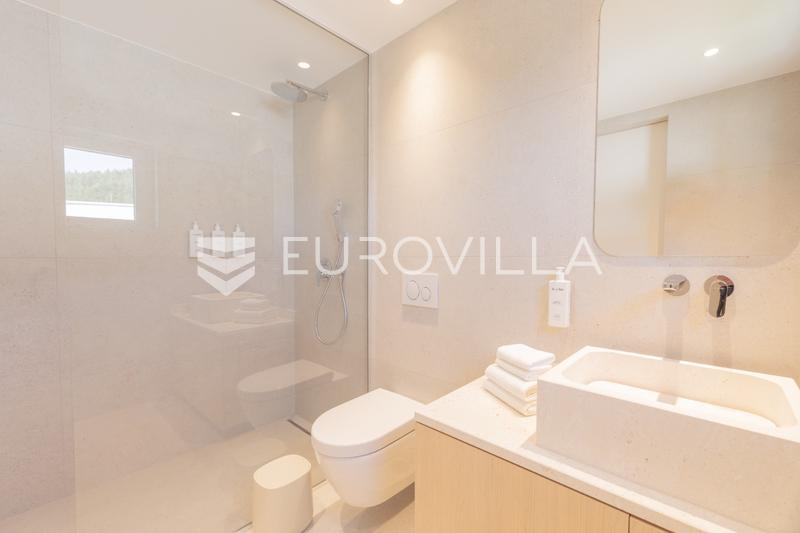 Podstrana, luksushuvila omalla wellness- ja kuntoilualueella ja merinäköalalla - 18