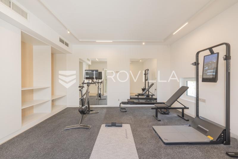 Podstrana, luksushuvila omalla wellness- ja kuntoilualueella ja merinäköalalla - 28