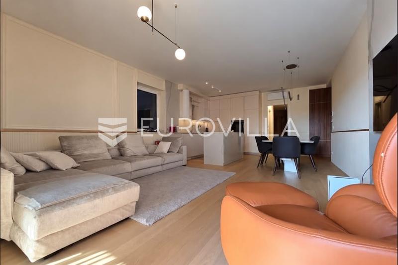 Zagreb, VMD Heinzelova, edificio nuevo, apartamento de tres dormitorios 116 m², garaje, plaza de aparcamiento en garaje - 1