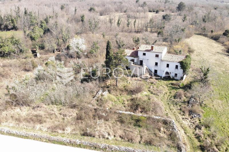 Istrië, Oprtalj - Authentiek Istrisch stenen huis met uitgebreid bouwland - 5