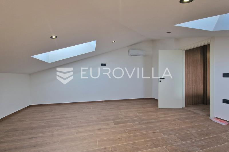 Istra, Fažana, Premium dvoetažni penthouse stan, Pogled more, Novogradnja 2026. - 28