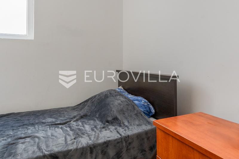 Dubrovnik, Boninovo - Spacious Four-Bedroom Apartment in a Prime Location Near Pile - 12