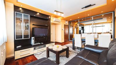 Zagreb, Trnje, fully furnished three-room apartment with loggia, 68.94 m²