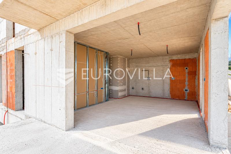 Brač, Supetar, two, bedroom apartment on the first floor with sea view - 10