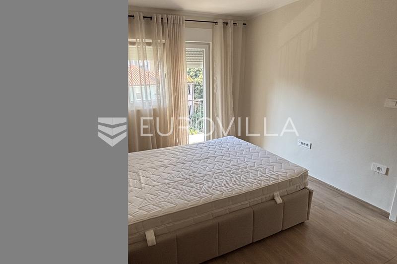 Pula, Stoja, modern and completely renovated apartment with balcony - 12