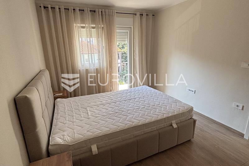 Pula, Stoja, modern and completely renovated apartment with balcony - 13
