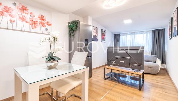 Zagreb, KNEŽIJA, prekrasan dvosoban stan, 65 m², privatna terasa 20 m², parkirno mjesto